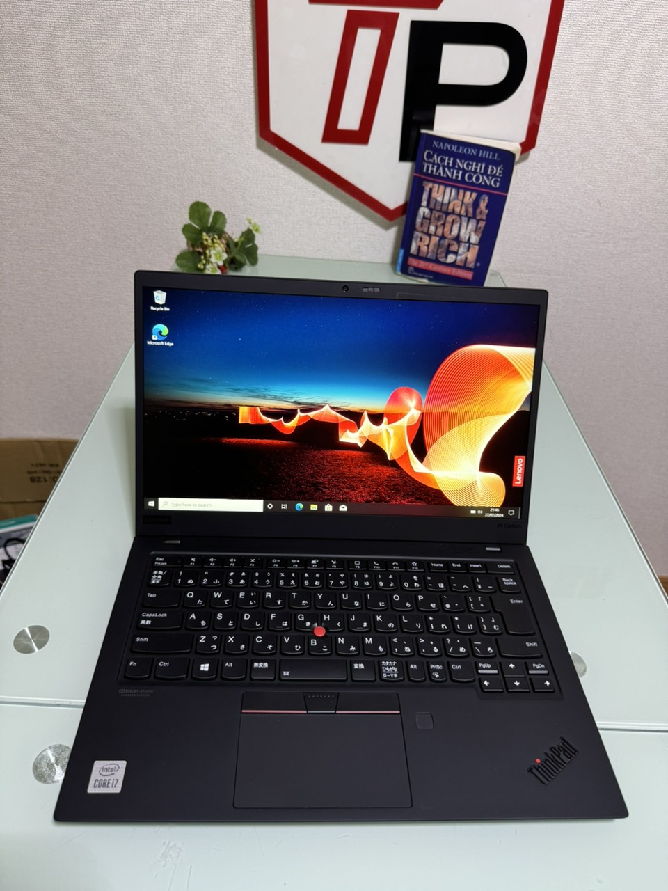 Windowsノート本体 ThinkPad X1 Carbon Gen8 i5-10210 16/256 Amazon
